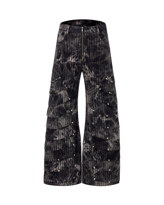 Deconstructed Snake Jeans – Studded Wide-Leg Fit